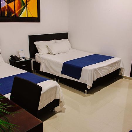 Hotel La Ciudad Barrancabermeja Room photo